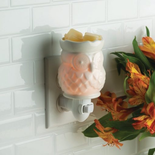 White Owl Pluggable Fragrance Warmer