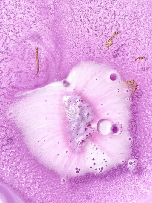 Crystal Bath Bomb Amethyst Lavender lather